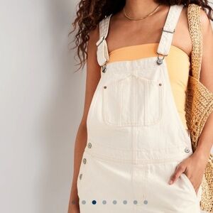Old Navy  Womens Off-White Shortalls! Size Small NWT❤️